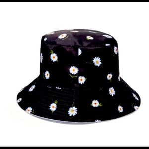 New Alice + Olivia hat